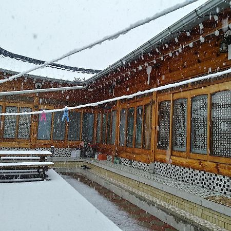 Wolyeongchae Hotel Andong Buitenkant foto