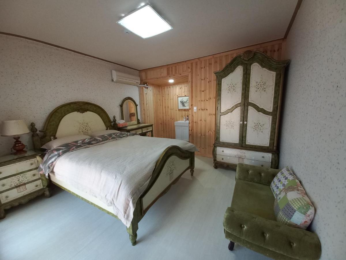 Wolyeongchae Hotel Andong Buitenkant foto